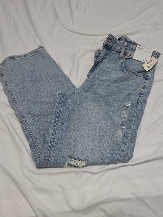 Aeropostale Denim - Light Wash Distressed Curvy High Rise Baggy Jeans Womens Size Large Regular